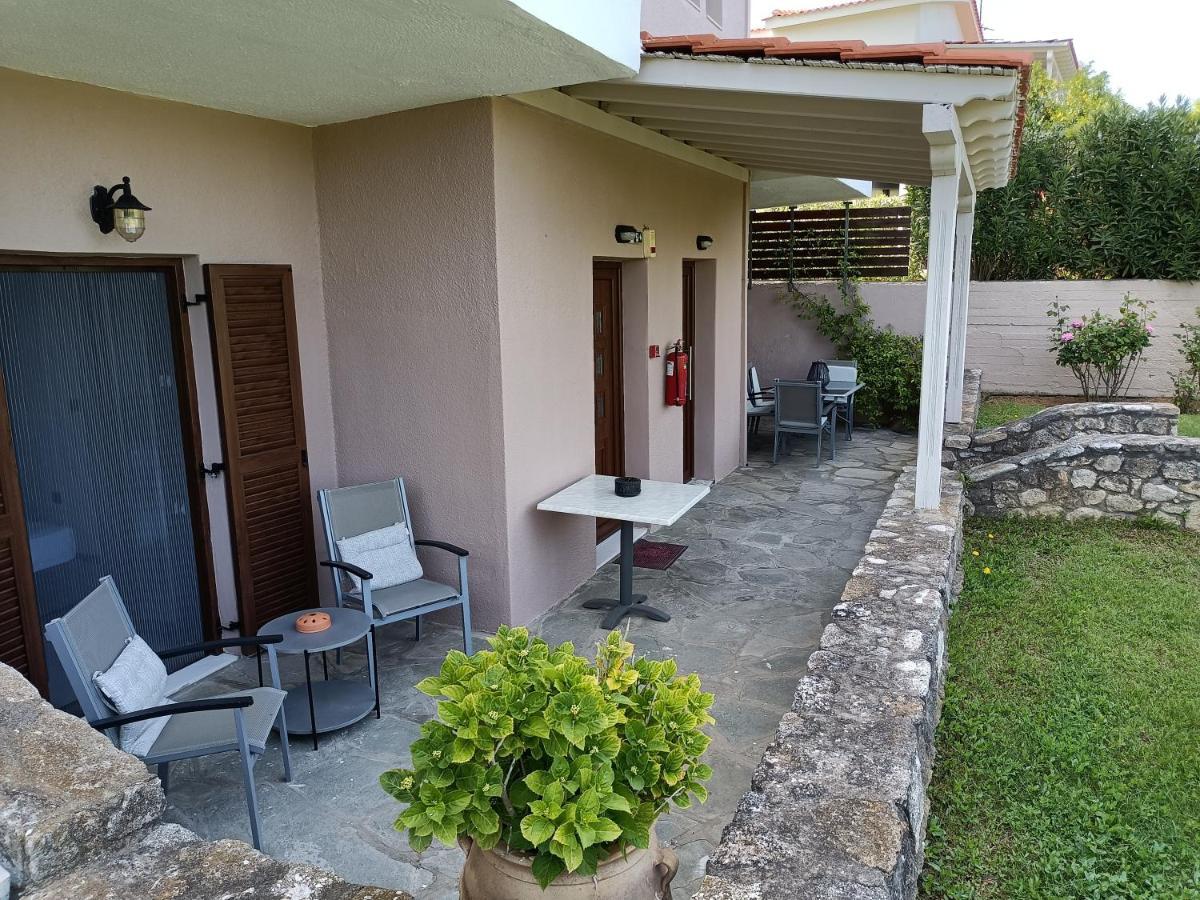 Marios Garden House Apartment Afytos Ngoại thất bức ảnh